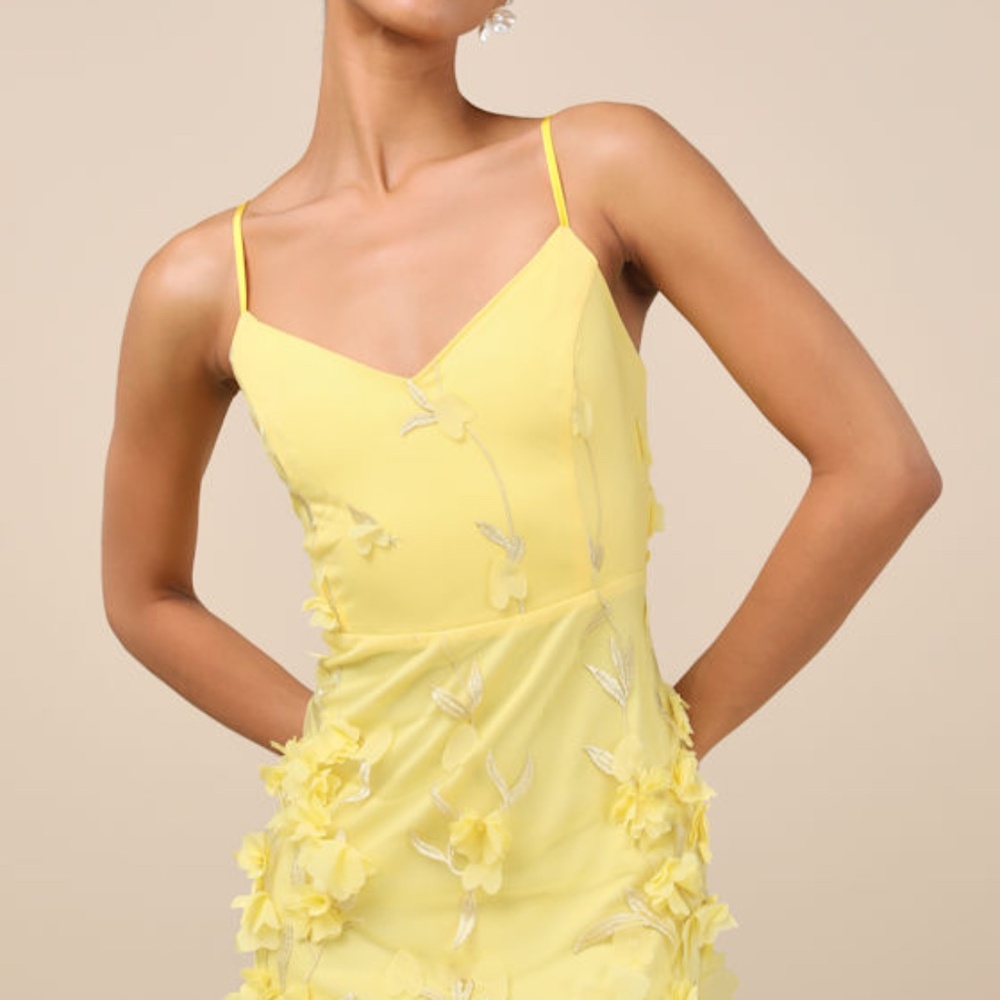 Lulus Limitless Adoration Yellow 3d Floral Embroidered Midi Dress - Size M